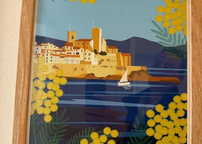 Old 2 Guests Appartamento Antibes